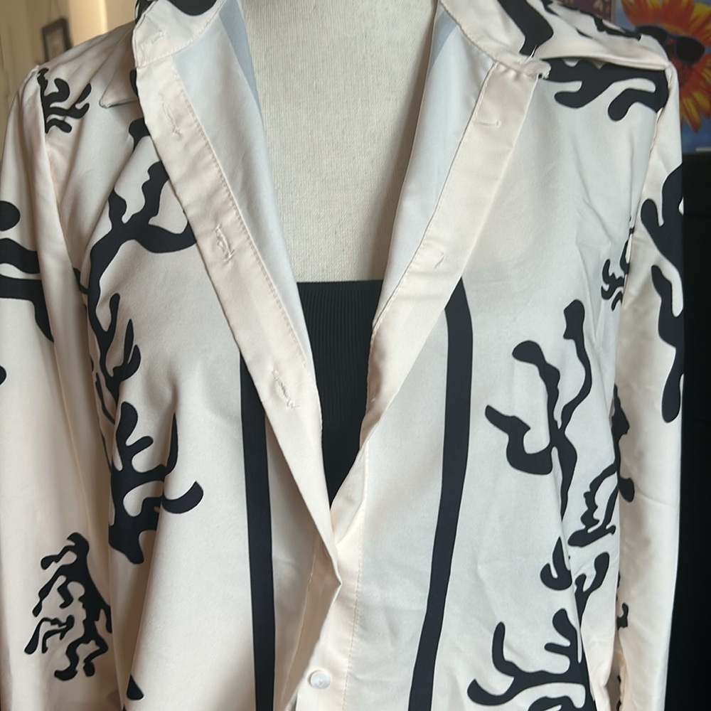 🔥NWOT Coral reef pant set black and cream. Size small p2p 20'' - Picture 7 of 9